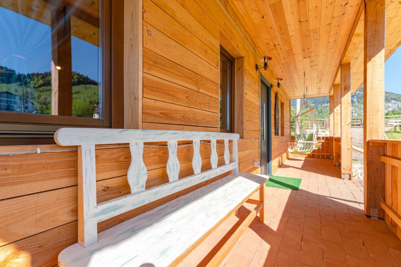 Casa Wezly Villa Măgura Exteriör bild