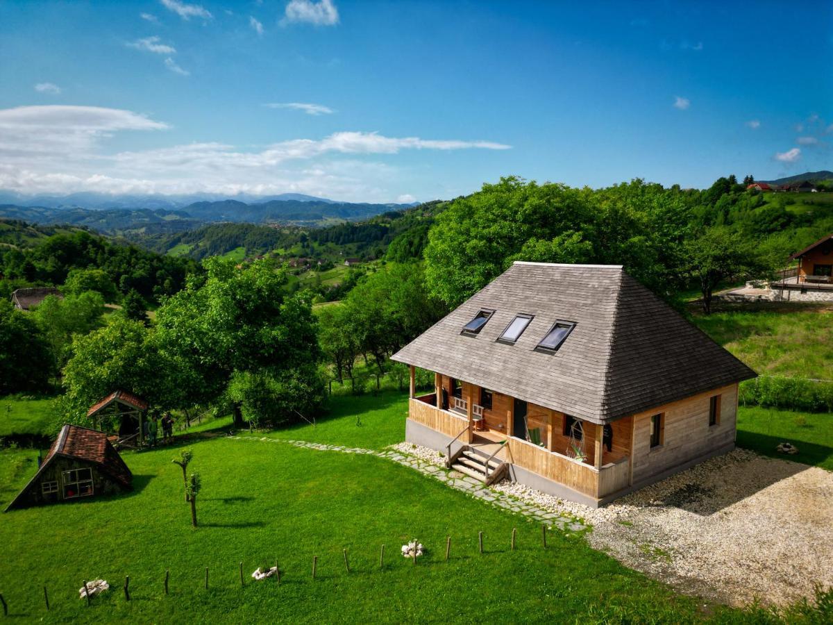Casa Wezly Villa Măgura Exteriör bild