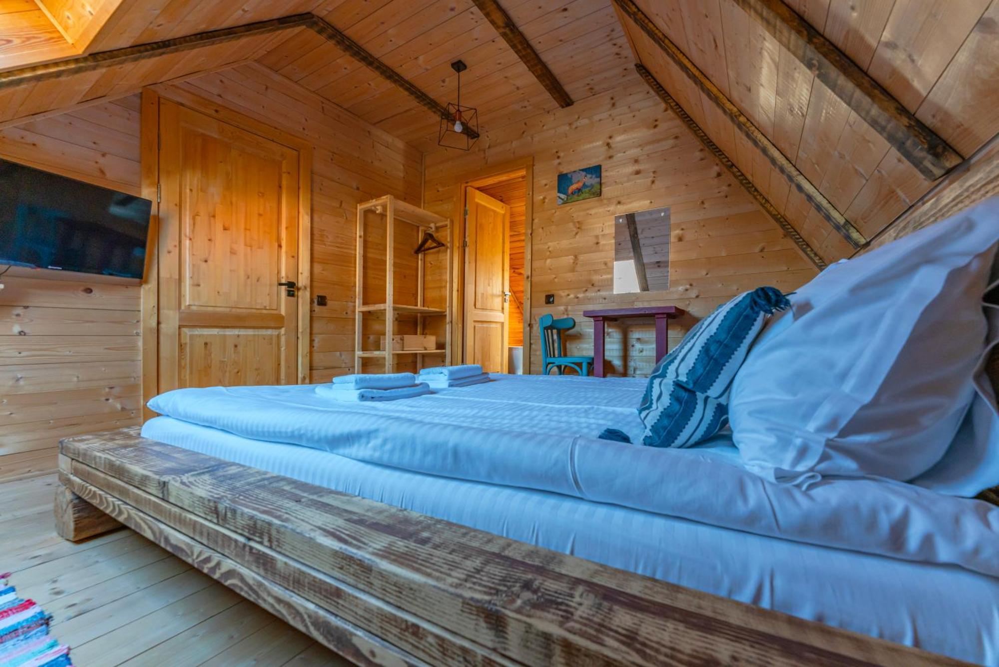 Casa Wezly Villa Măgura Exteriör bild