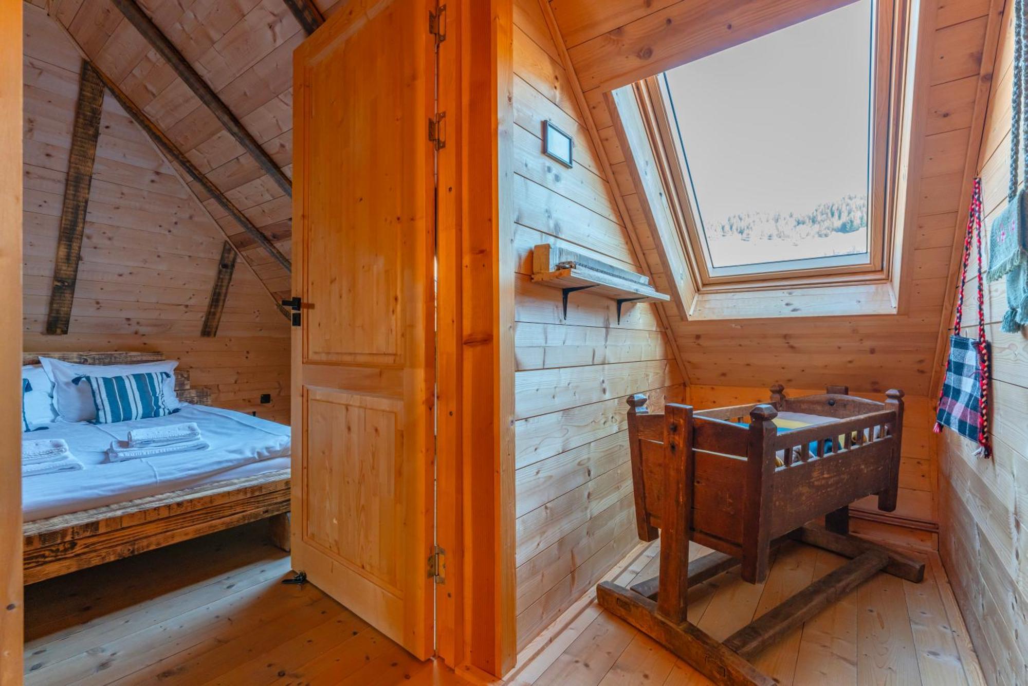 Casa Wezly Villa Măgura Exteriör bild